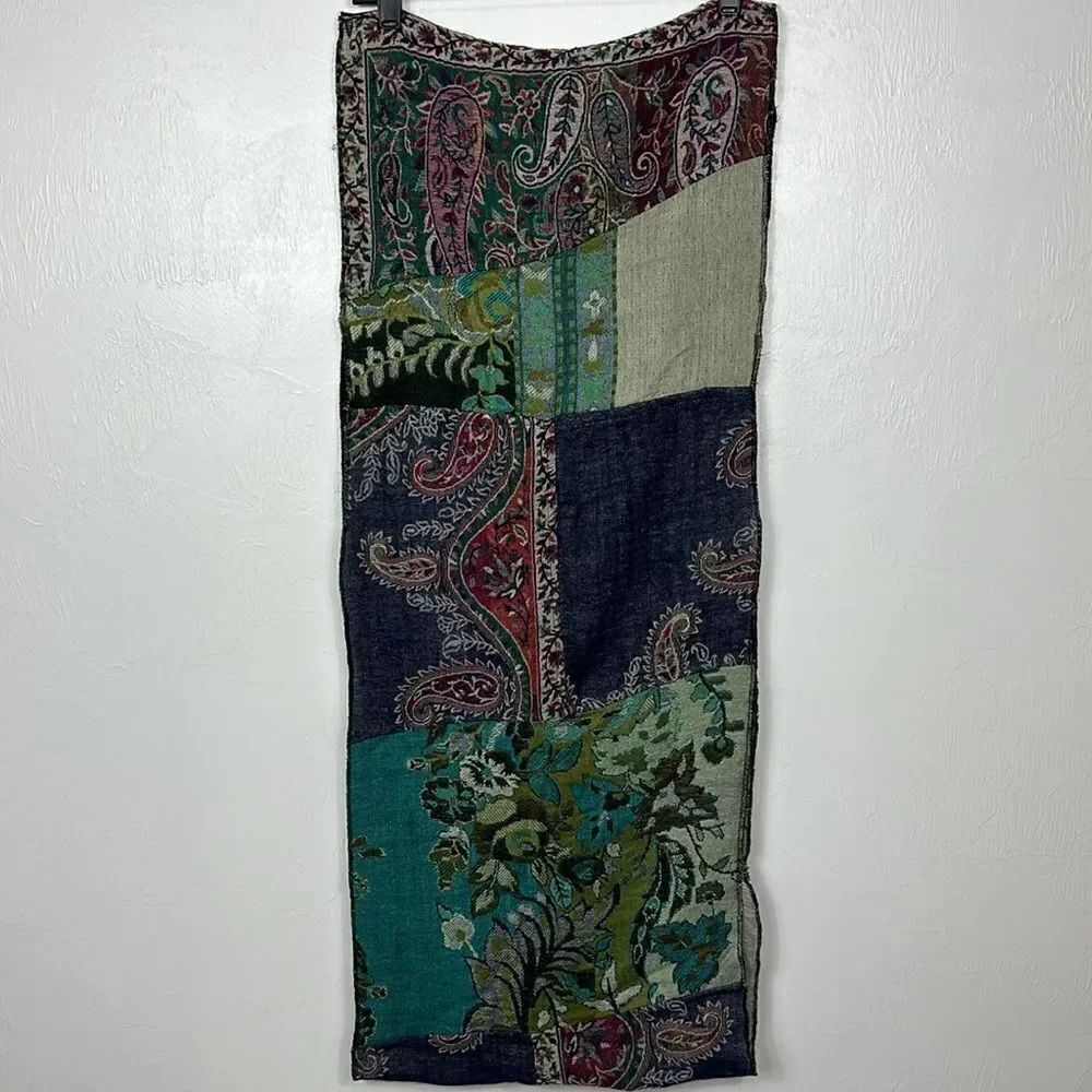 Paisley print patchwork infinity scarf - Picture 3 of 5